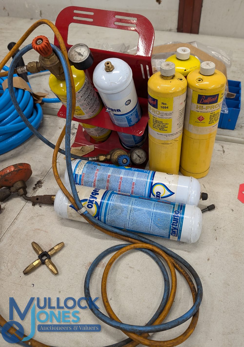 Automotive - Tools - Turbo set 200 Oxyturbo Torch Welding Kit - with spare Oxygen cylinders, plus - Image 2 of 2