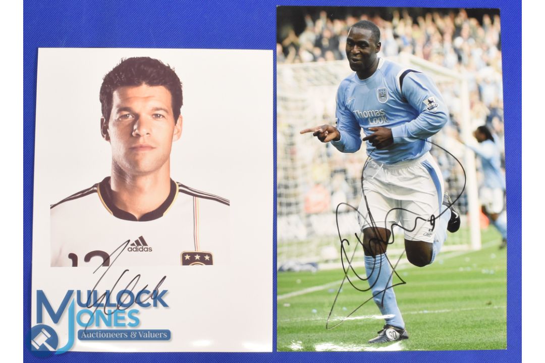 Selection of Signed football photographs (14) features Paul Ince, Ray Parlour, M Carrick, M - Image 2 of 8
