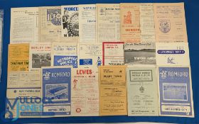 Non-League match programmes 1956/57 Ilford v Kingstonian, 1959/60 Wembley v Horsham, 1960/61 Romford