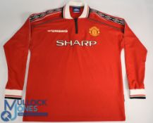 Manchester United 1999 (Treble Winning) home football shirt Umbro, Sharp, in red, long sleeve,