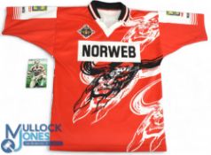 Shaun Edwards Named Match worn Wigan R Lge Jersey/Pic (2): Modern red and white patterned short-