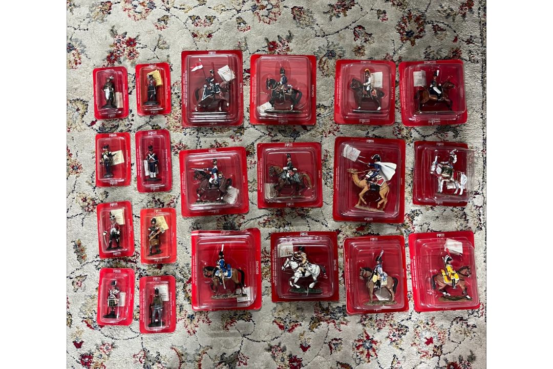 A collection of 20 sealed Del Prado figures. A mixture of Cavalry and Foot Soldiers