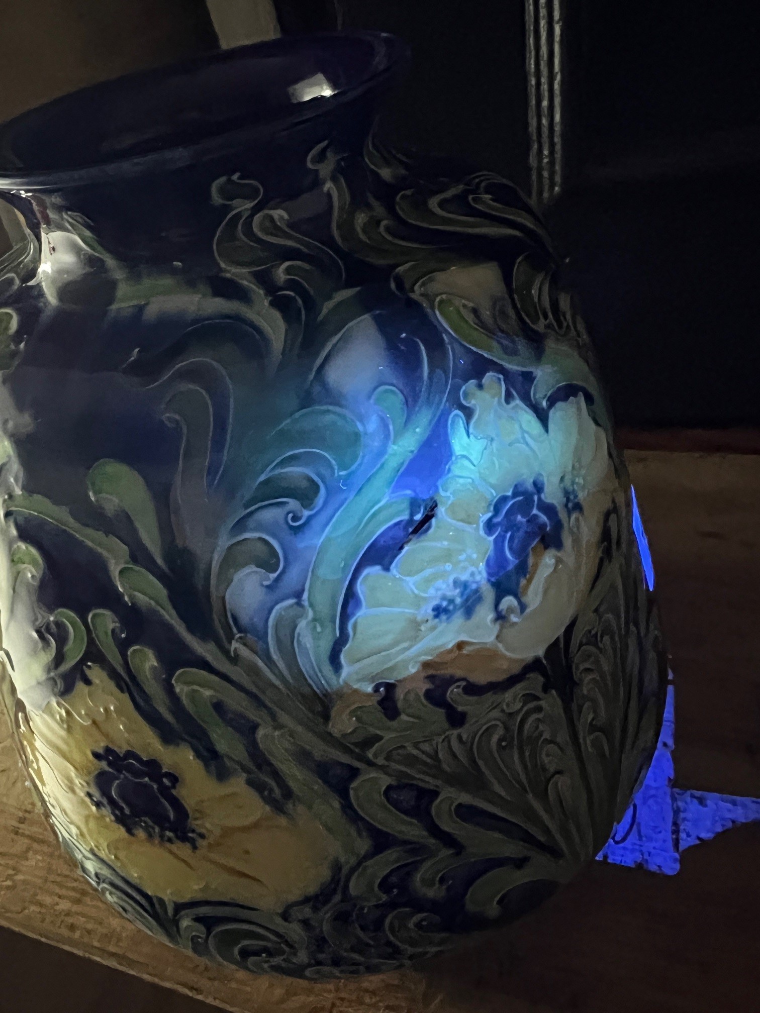 A William Moorcroft Florian ware vase decorated with yellow cornflowers, 21cm height, circa 1913. - Image 8 of 13