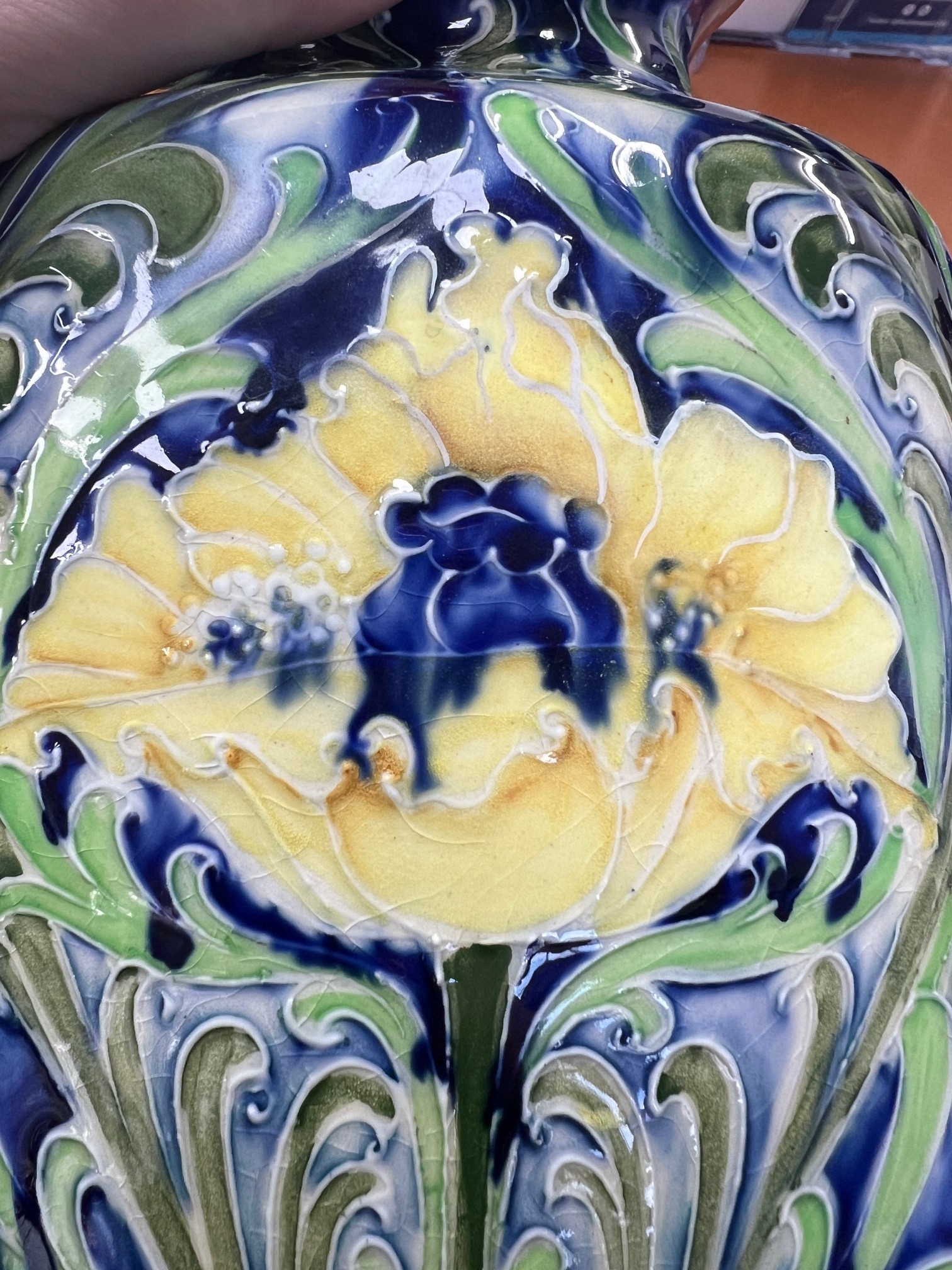 A William Moorcroft Florian ware vase decorated with yellow cornflowers, 21cm height, circa 1913. - Image 13 of 13