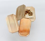 A pair of 9ct yellow gold cufflinks, approx. 7g.