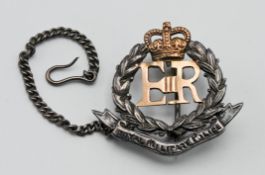 ROYAL MILITARY POLICE 9ct rose gold insert and base metal badge with safety chain