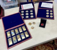 Windsor Mint Medallions in Cu Gold Plate. Mixed collection, Heroes of WW2, WW2 Battles, 50 years