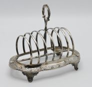 A Victorian Sheffield silver six division toast rack, 10.65oz