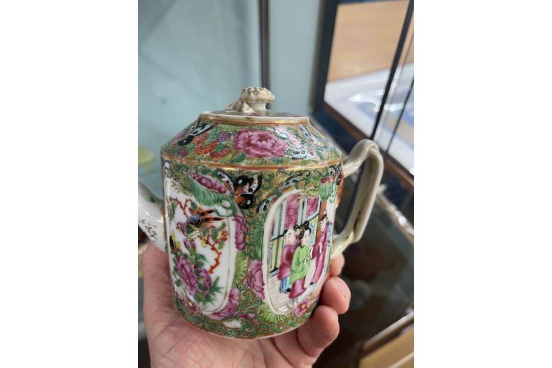 An Oriental porcelain Cantonese small teapot together with a box and cover and a pierced cylindrical - Image 2 of 3