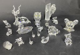 Swarovski Crystal Glass, a collection of animals to include nesting birds in tree, five mice, a
