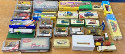 24 boxed models and 4 loose models, petrol pump with BP on base. Includes 'Corgi Vintage Glory 80007