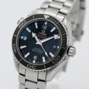 Omega, a gents 2017 Planet Ocean Black Co-Axial steel bracelet, with box and guarantee, reference