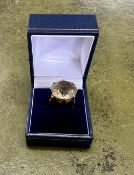 A 9ct Smokey quartz dress ring, size N