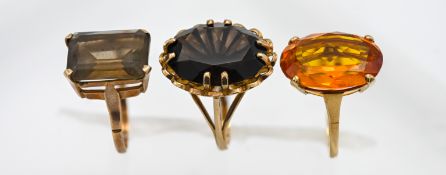 Three 9ct gold dress rings, approx 19.7g