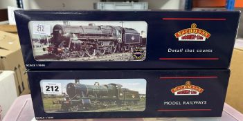 Bachmann, two locomotives 32-500 and 31-830, boxed (2)