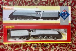 A Hornby 00 Gauge LNER A4 Class, 'Silver Link, R2965' locomotive- limited edition of 1100,