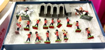 A collection royal guards 'Beefeater' lead figures, makes by W.Britain. Fourteen foot soldiers
