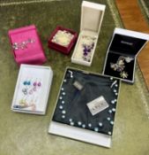 A small collection of dress jewellery mainly pearls including bracelets, earrings also Honora