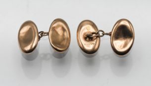 A pair of 9ct gold men's cufflinks, gold weight 3.7g.