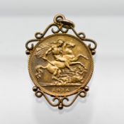 A George V 1914 gold Half Sovereign, mounted on a pendant, weight 4.8g.