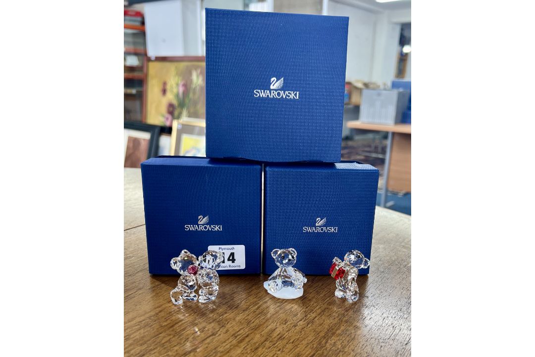 Swarovski Crystal Glass, Kris bears including 'A lovely Surprise', A sunflower for you', 'A red rose - Image 1 of 2
