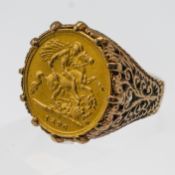 A Victoria 1896 gold half sovereign mounted into a ring set in 9ct gold, approx 9.1g.