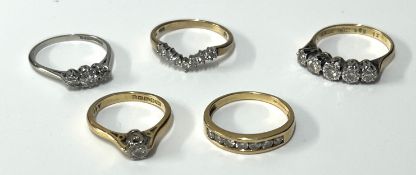 A mixed collection to include four 18ct gold rings, approx 11.1g, a 9ct gold ring approx 1.8g