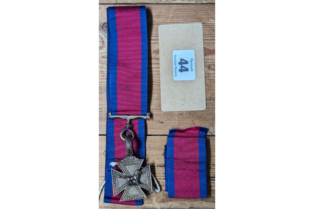 A collection of painted and part-painted figures of Napoleonic guards, soldiers, calvary and - Image 2 of 5