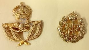 A collection of 20th century cap badges, to include a gilt RAF officer Wreath and Crowned Wings,