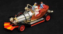 Toys, Models, Swarovski & Militaria – Timed Auction