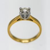 An 18ct yellow gold diamond solitaire ring, approx 0.50ct, size H/I.