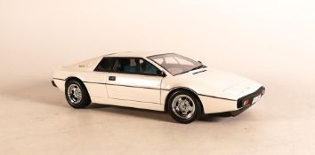 AutoArt James Bond 007 Model 1/18 Car Lotus Esprit