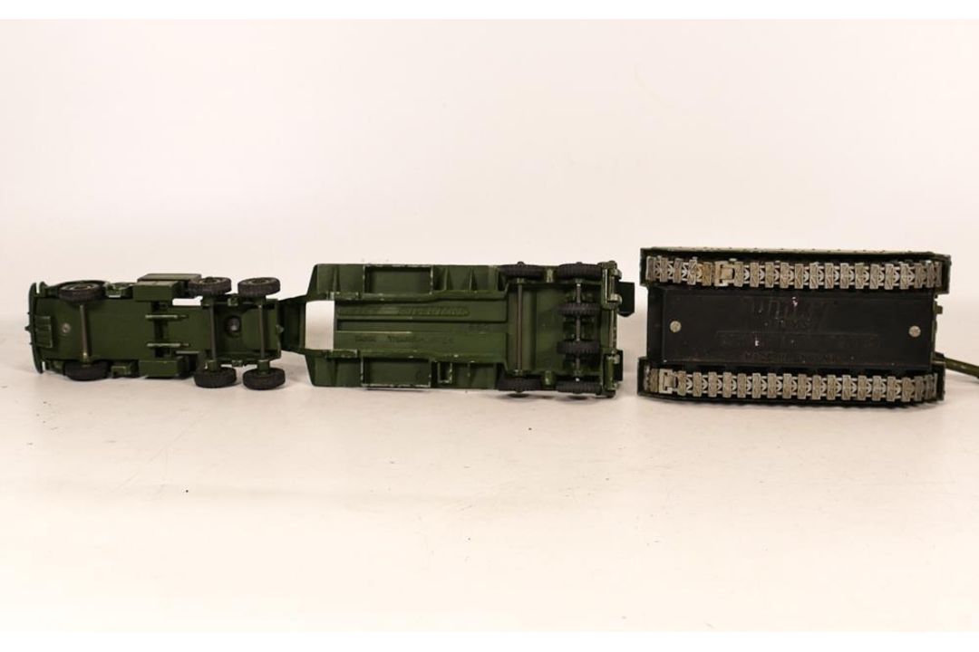 Vintage Repainted Green Dinky Supertoys Tank Transporter & later Cheftan Tank(2) - Image 2 of 4