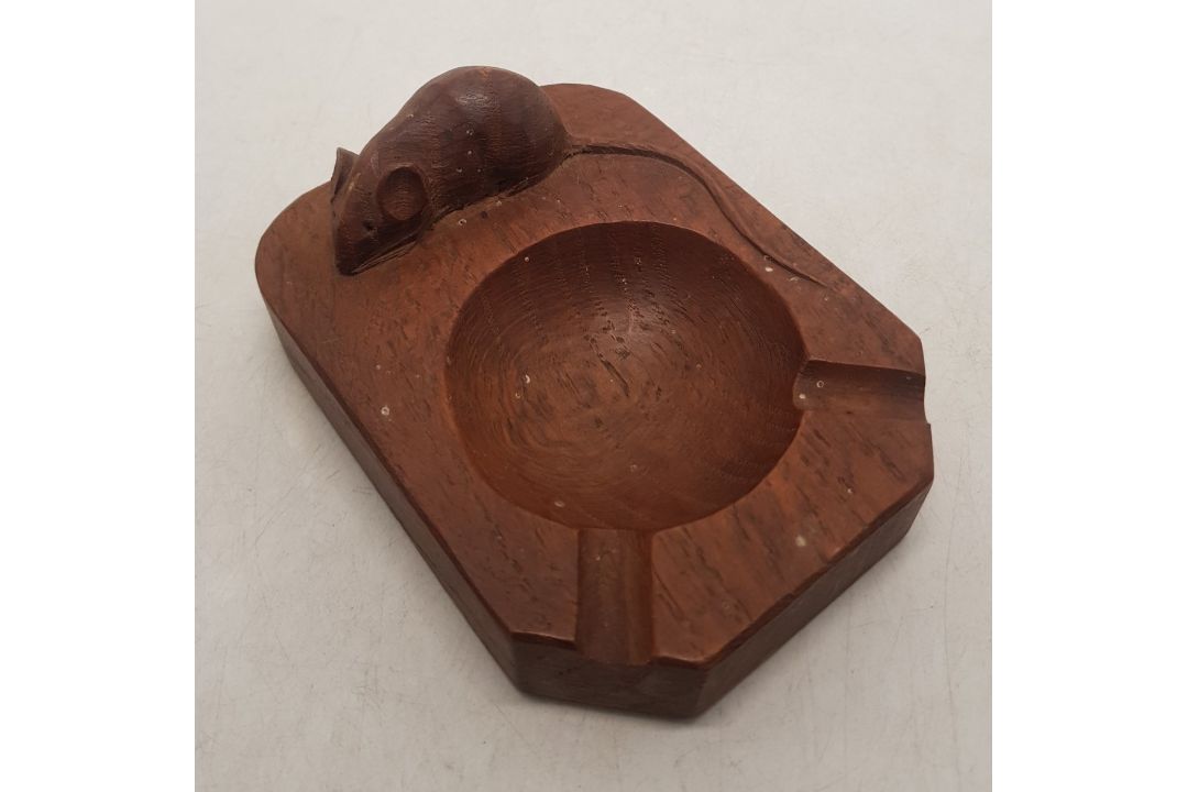 Robert Thompson of Kilburn 'Mouseman' ashtray.