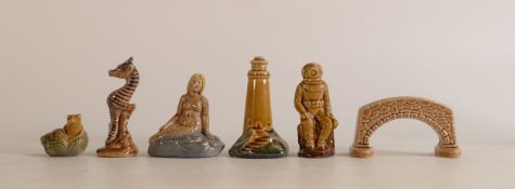 Wade Aquarium Set. Produced for King Aquariums Ltd 1976-1980. Comprising Mermaid, Diver, Lighthouse,