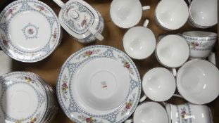 Spode Versailles tea ware to include cups, saucers, side plates, salad plates, milk jug, sugar bowl,