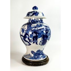 20th Century Pottery, Collectables & Jewellery