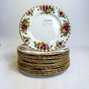 Set of Royal Albert English made Old Country Roses set of 12 plates, d.20.5cm. (12)