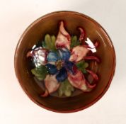 Moorcroft Columbine pattern pin dish. Diameter: 9cm
