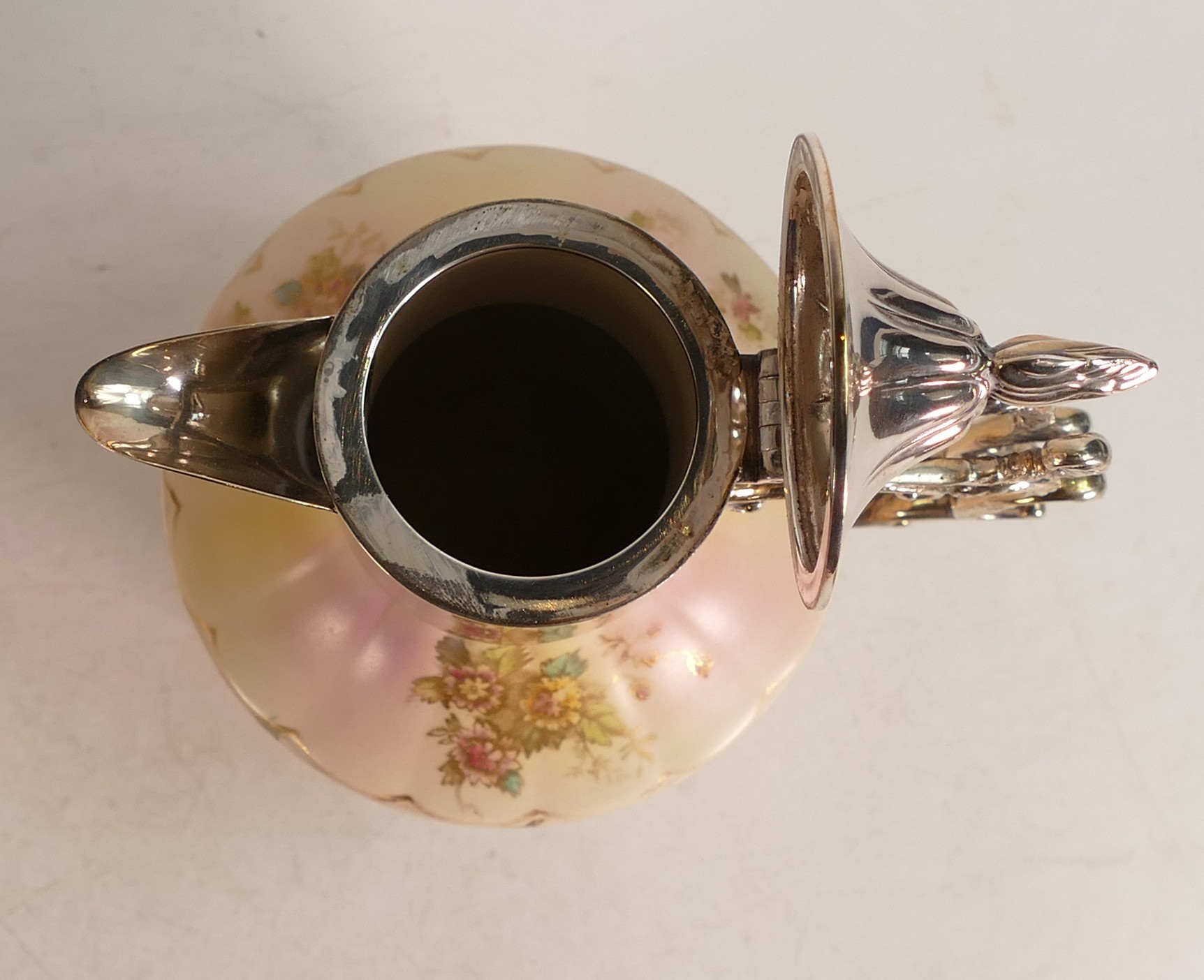 Carlton Blush ware metal mounted claret jug in the Peony pattern, by Wiltshaw & Robinson, c1900, - Image 4 of 5