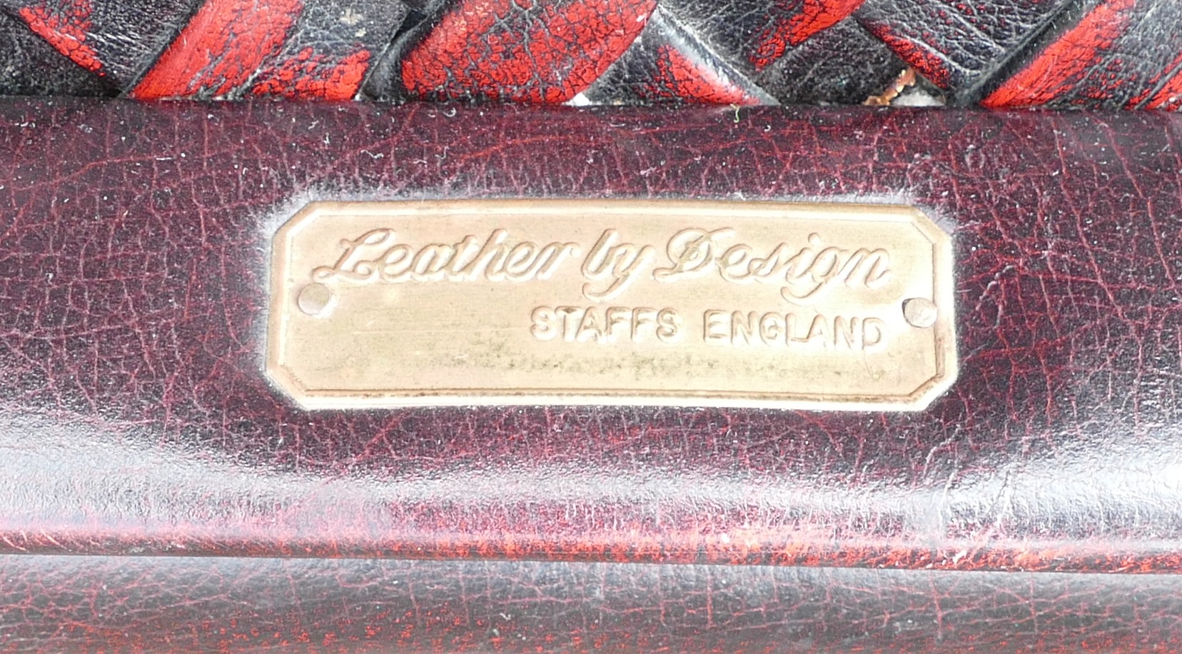 Leather by Design, Ox-Blood red Chesterfield settee and armchair. Small brass plaque to centre of - Image 4 of 4