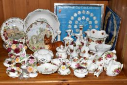 A FRAMED 1970 ENGLAND WORLD CUP COIN COLLECTION TOGETHER WITH A GROUP OF CHINA GIFTWARE,