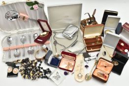 A BOX OF ASSORTED JEWELLERY AND WATCHES, to include a pair of 'Monet' stud earrings, a pair of '