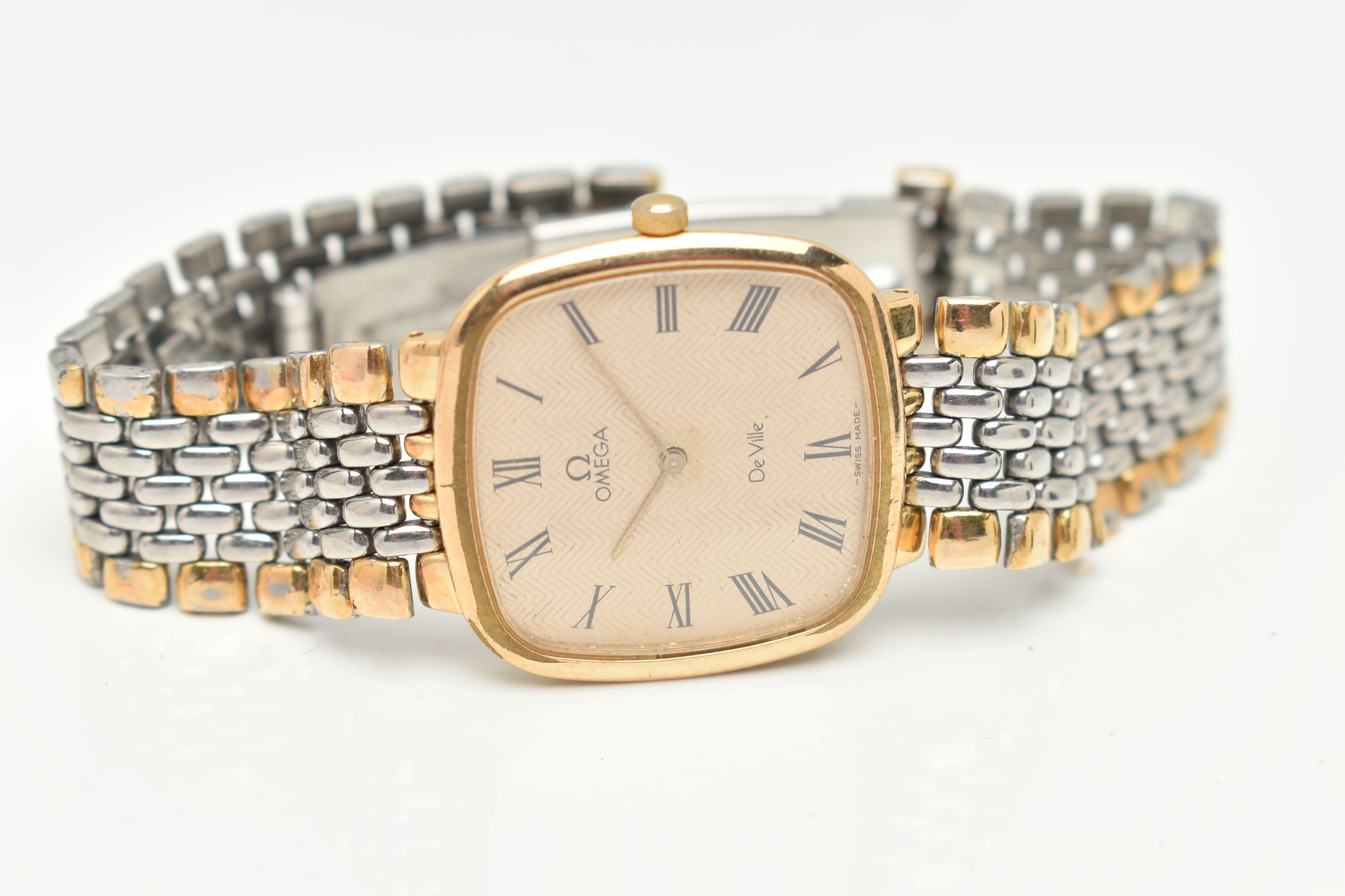 AN OMEGA DE VILLE STAINLESS STEEL WRISTWATCH, the curved square face with black Roman numerals, gold - Image 4 of 6