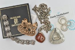 A SMALL ASSORTMENT OF DANISH JEWELLERY, to include a 'Jacob Hull' agate necklace, an 'Anne C