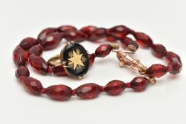 TWO ITEMS OF JEWELLERY, to include a signet ring, stamped 9ct, approximate weight 3.8 grams, and a