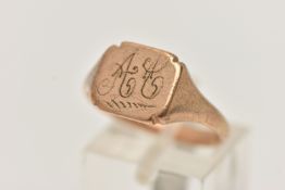 A 9CT GOLD GENTS SIGNET RING, square form with engraved monogram, to a polished band, hallmarked 9ct