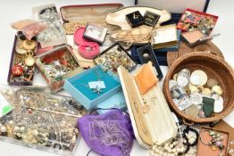 A BOX OF ASSORTED COSTUME JEWELLERY, to include imitation pearl necklaces, assorted brooches, rings,