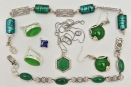 A SMALL BAG OF JEWELLERY, to include an aventurine hexagonal pendant, fitted with a tapered bail,