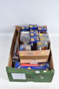 A COLLECTION OF BOXED CORGI AND DINKY TOYS MODELS IN ASSORTED ROYAL MAIL RELATED LIVERIES, to